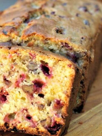 cranberry loaf sliced in slices