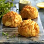 jumbo lump crab cake with Chesapeake crab and no fillers