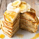 4 Ingredient Banana Pancakes - get a healthy start to the day with these banana pancakes #banana #pancakes #breakfast #healthy #happilyunprocessed