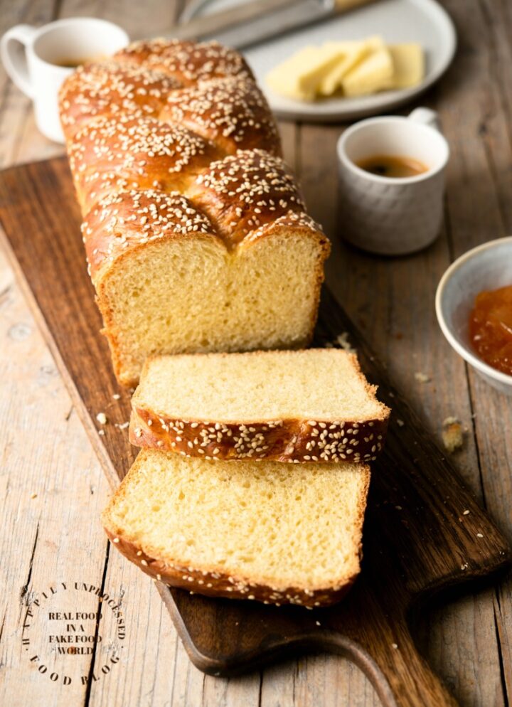 BRIOCHE BRAIDED LOAF - This bread is as easy to make as it is beautiful #brioche #hmemade bread #happilyunprocessed