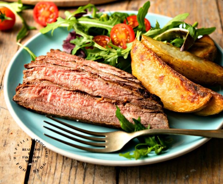MARINTED FLANK STEAK - easy weeknight steak #steak #dinner #happilyunprocessed.com