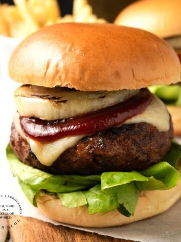 Coffee Rubbed Burgers with Smoked Gouda and Homemade BBQ sauce #burgers #bbq #grilled #hamburger #happilyunprocessed