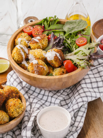 How to make homemade Falafel bowls using dried chickpeas