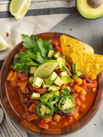 vegetarian smoky chili