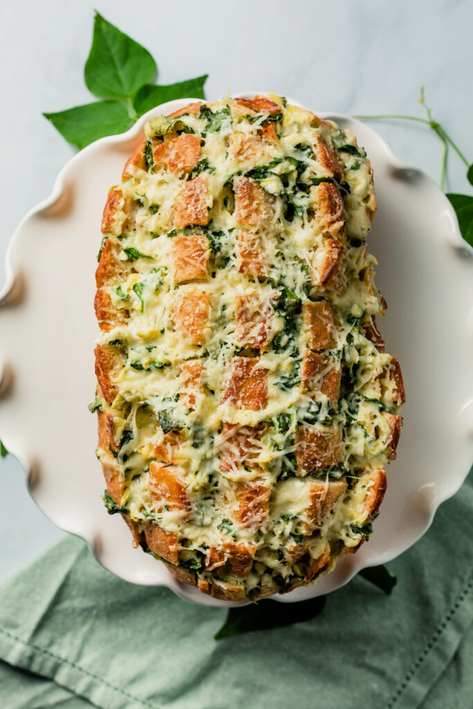 spinach artichoke cheesy pull apart bread