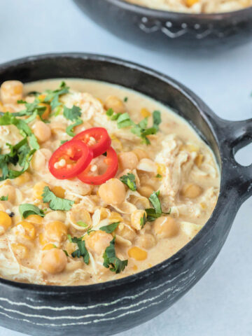 How to make white chicken chili with chickpeas in the instant pot