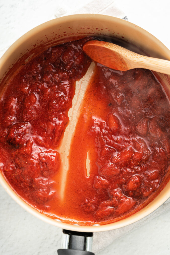 How to make Strawberry sauce for Cheesecake