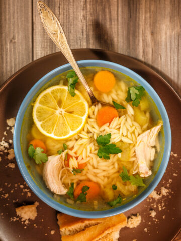 homemade lemon chicken orzo soup