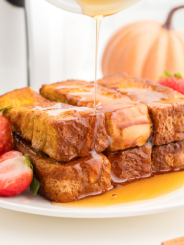 air fryer pumpkin French toast sticks with a sweet crunchy outer layer