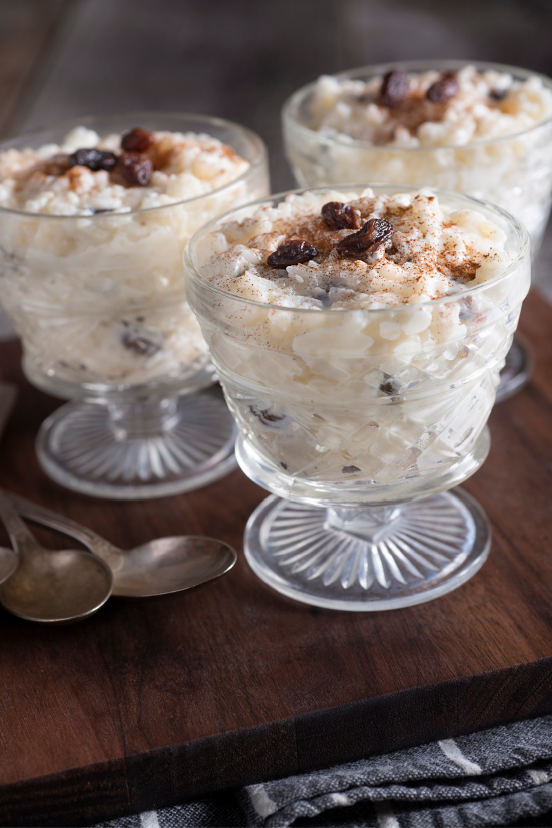 classic rice pudding with raisins and cinnamon